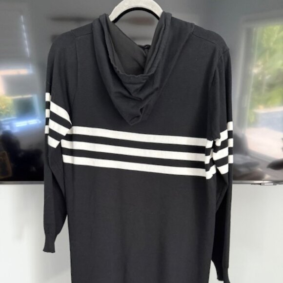 Celine Cashmere Blend Lightweight Sweater Dress With hood - Picture 2 of 7